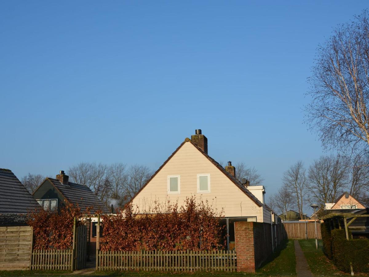 Cosy Holiday Home In Noordwijkerhout Near Lake Bagian luar foto