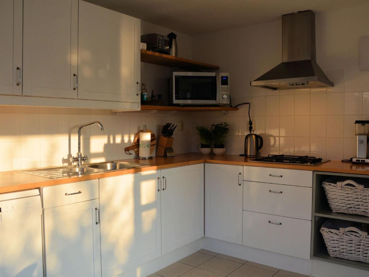 Cosy Holiday Home In Noordwijkerhout Near Lake Bagian luar foto