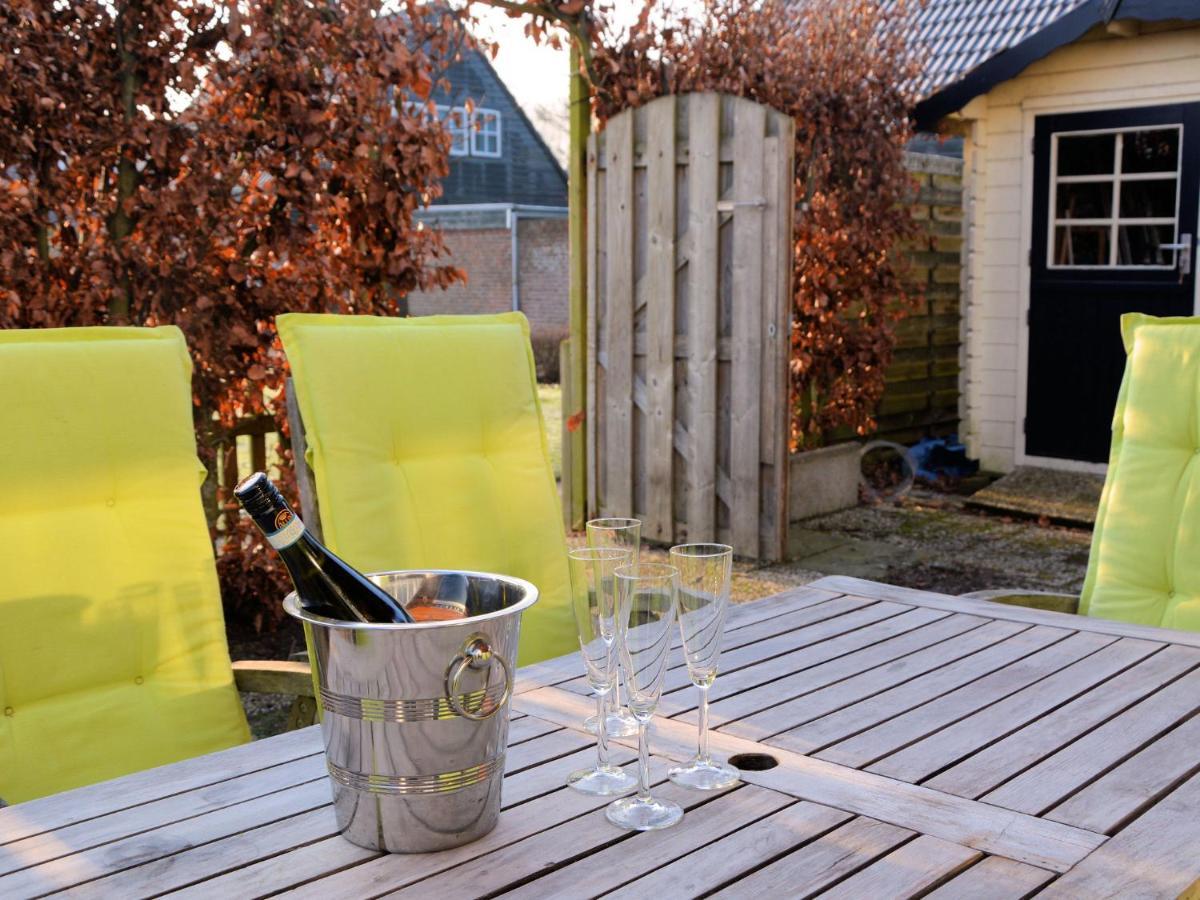 Cosy Holiday Home In Noordwijkerhout Near Lake Bagian luar foto