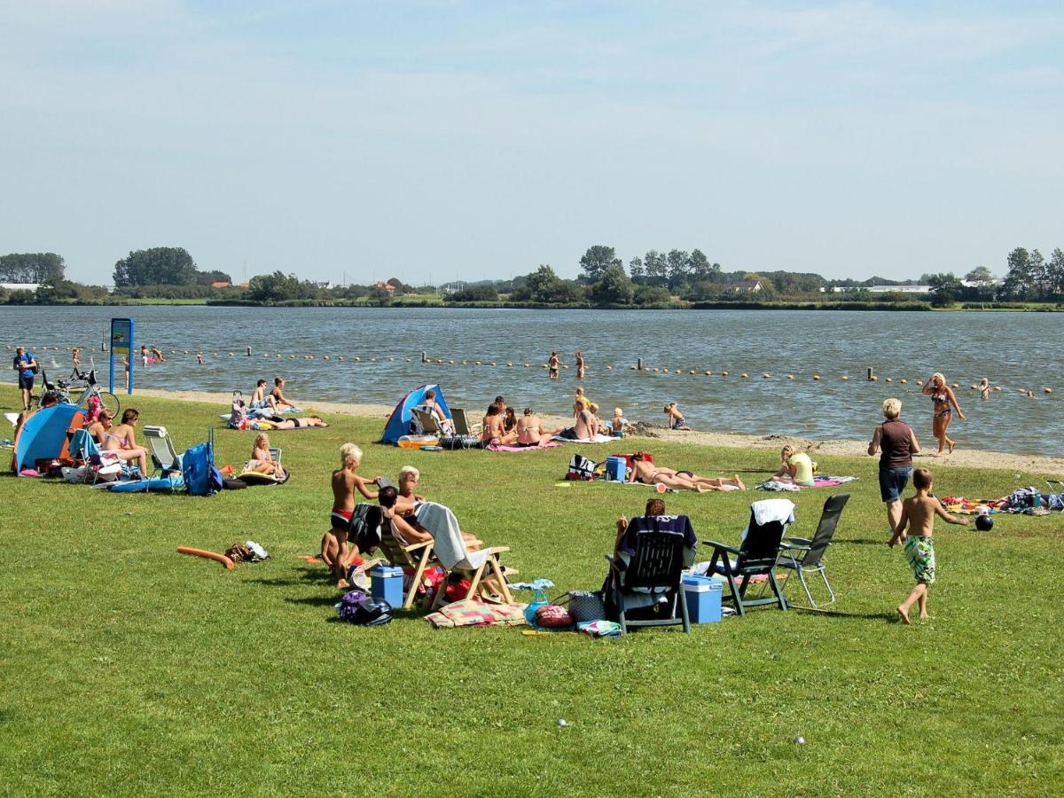Cosy Holiday Home In Noordwijkerhout Near Lake Bagian luar foto